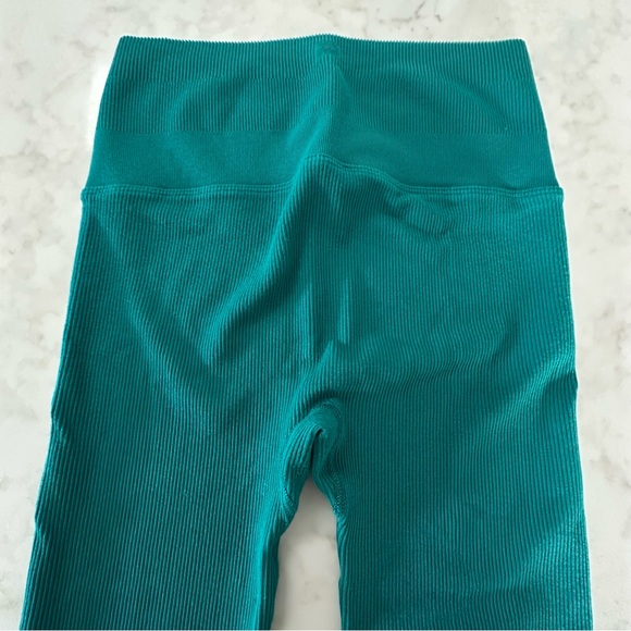 All in Motion Teal Ribbed Activewear Set. Leggings & matching Top/sports bra. - Picture 7 of 14